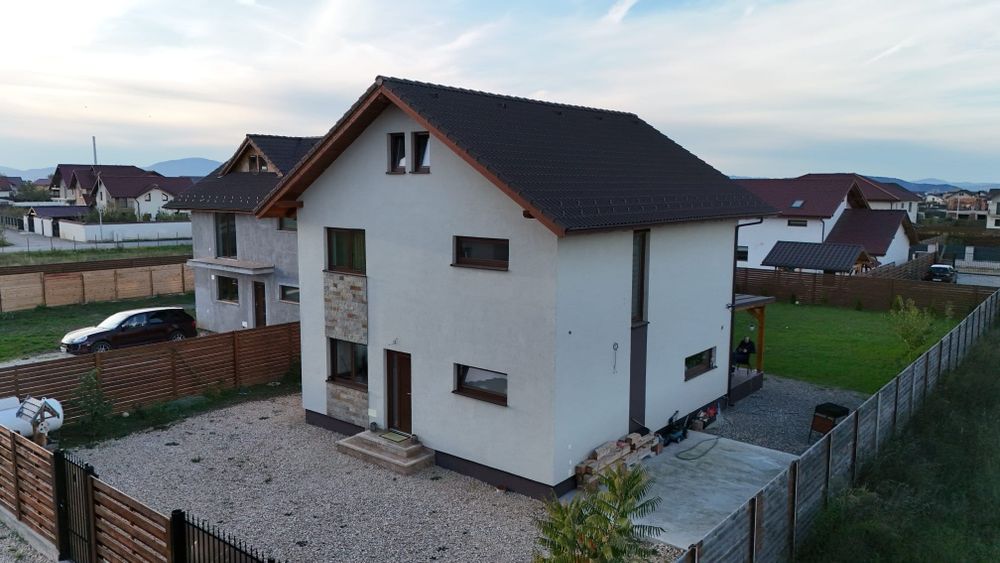 Casă în Izvor de vânzare