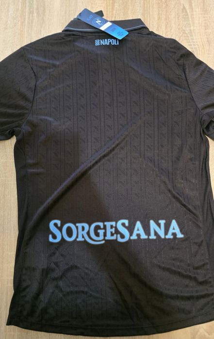 Тениска на Наполи