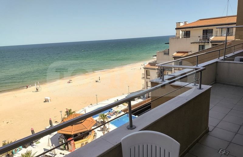 Продава се Двустаен апартамент в Обзор - 132 кв.м за 1000 €/кв.м - Снимка #1