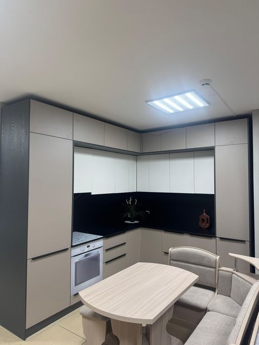 Кухонный гарнитур МДФ  готовые и на заказ