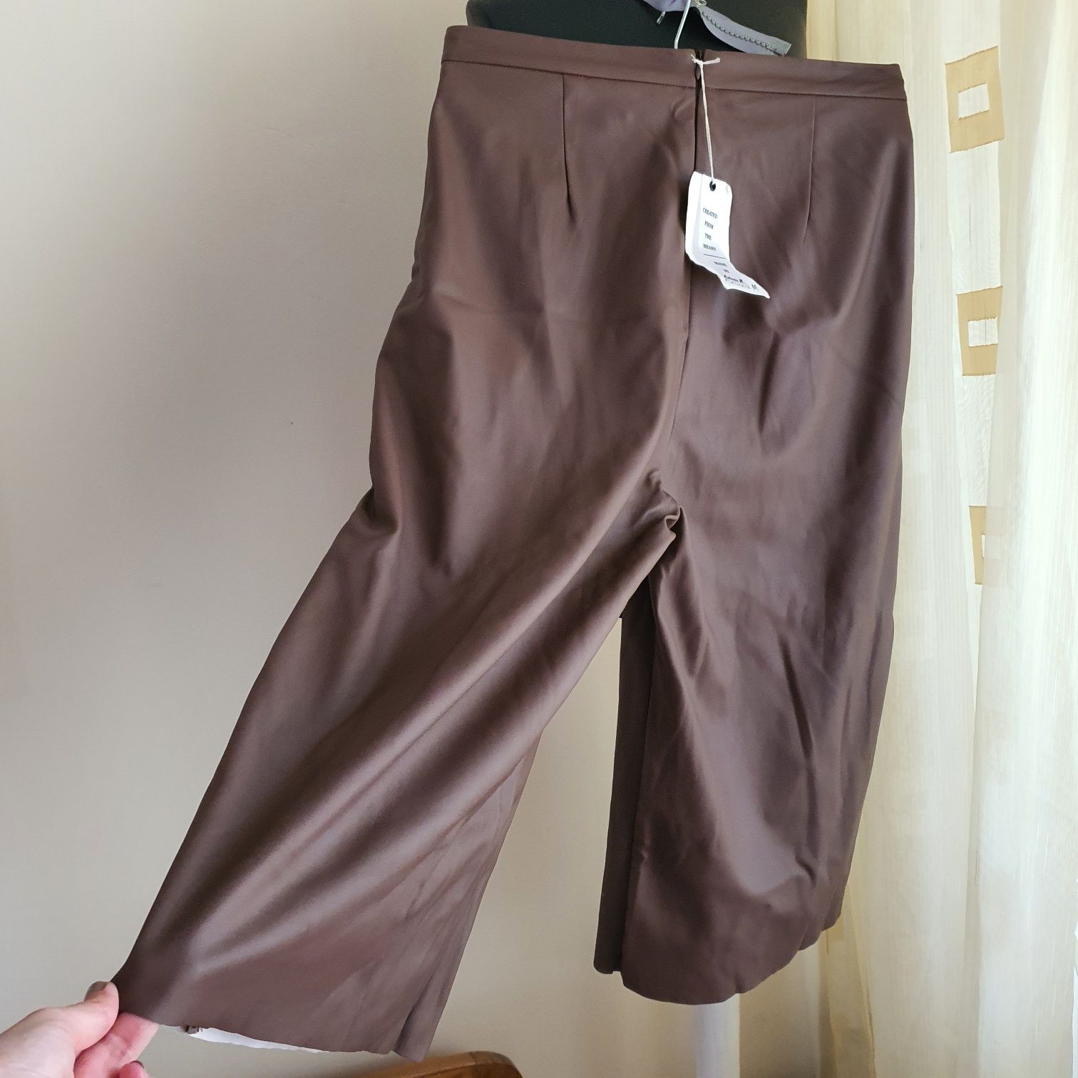 Pantaloni cullotes din piele ecologica ( stil Zara, bershka)