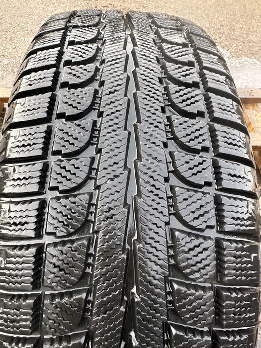 Rezerva Mercedes Sprinter 235 65 16 c cu anvelopa de iarna