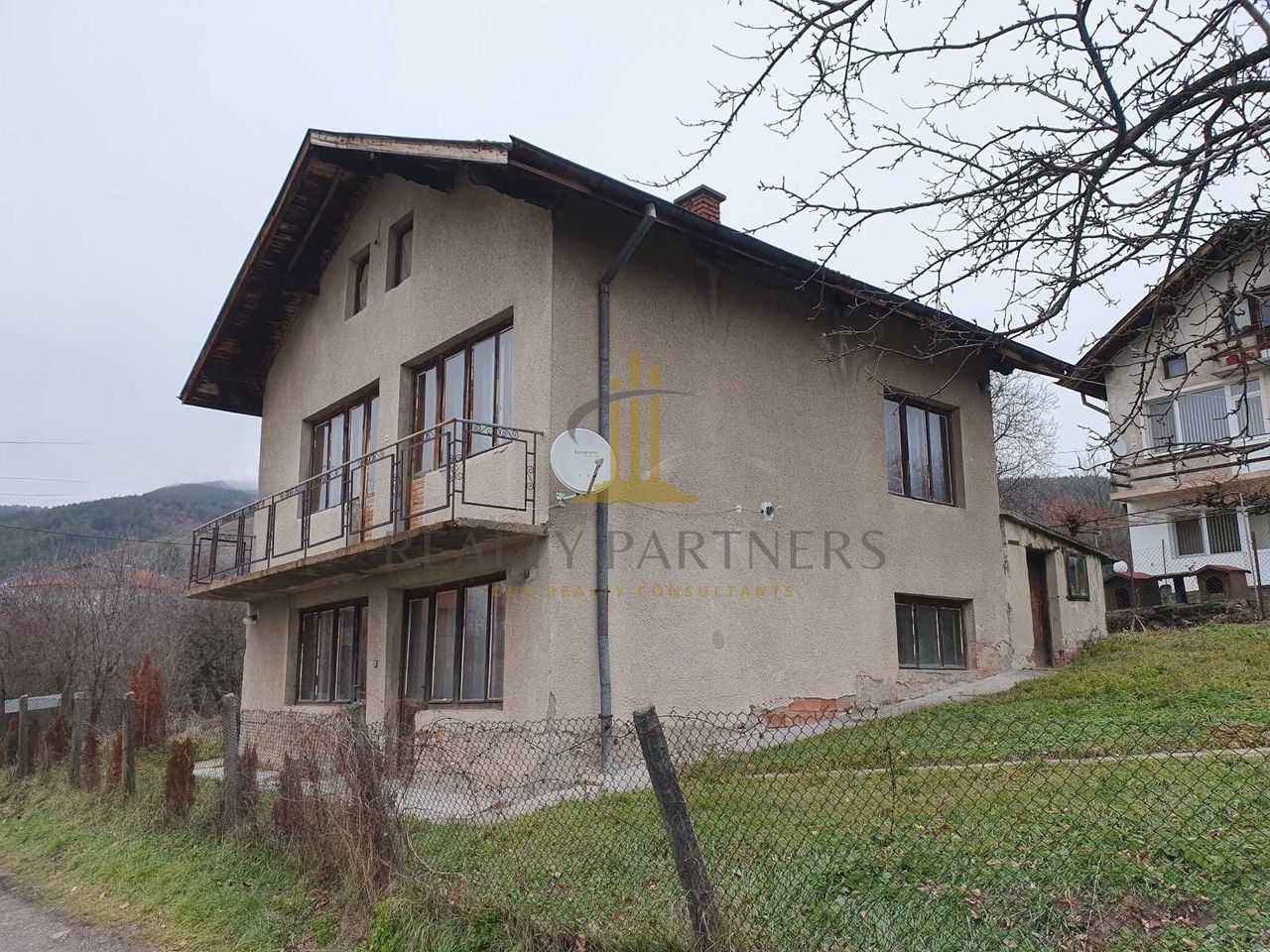 Продава се Къща в с. Люлин, Област Перник - 70 кв.м за 1572 €/кв.м - Снимка #2