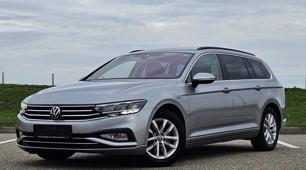 Volkswagen Passat Volkswagen Passat 2.0l, ,Manual, Navi ,Climatronic Cu Touch ,Camera