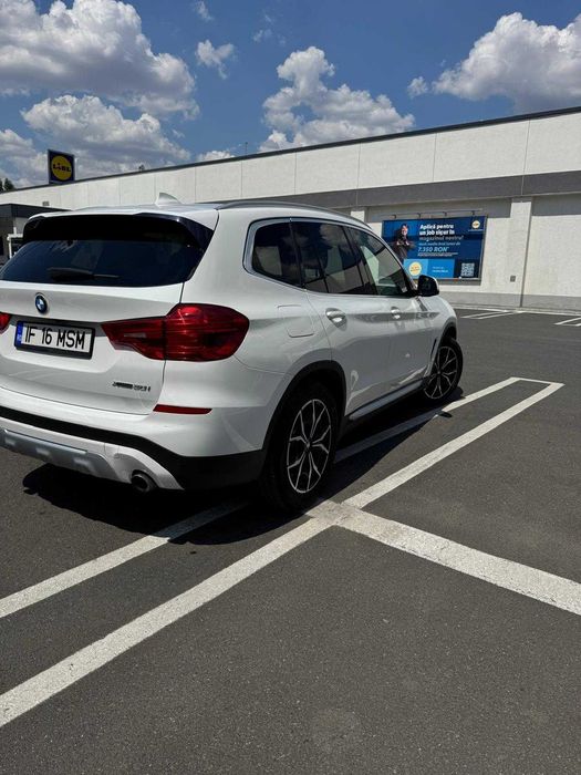 BMW X3 3.0i Benzina, X-drive 252 CP, motor 2.0 L.  56000km