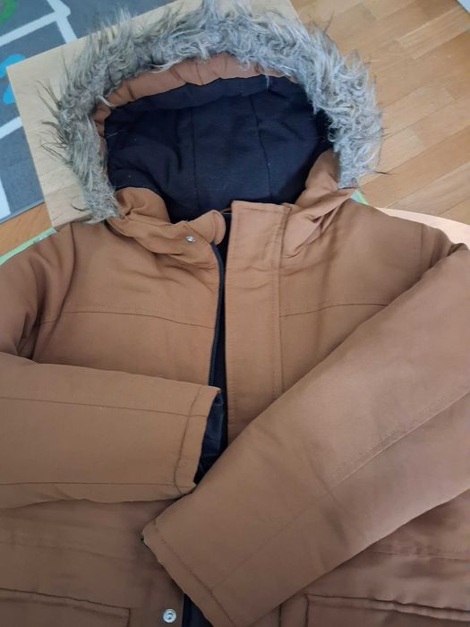 Зимно яке за момче на 7-8 години