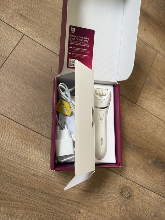 Епилатор Philips 8000 за сухо и мокро епилиране