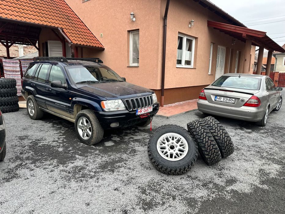 Jeep Cherokee  offroad