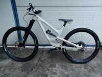 Bicicleta YT Capra carbon / Mtb full suspension 29er