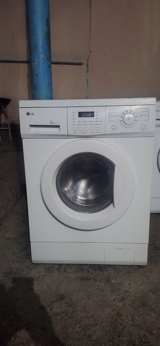 Продам стиральную машину lg