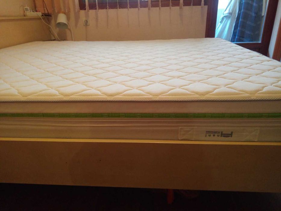 Продавам матрак  Сирена мемори 160/190 Nani