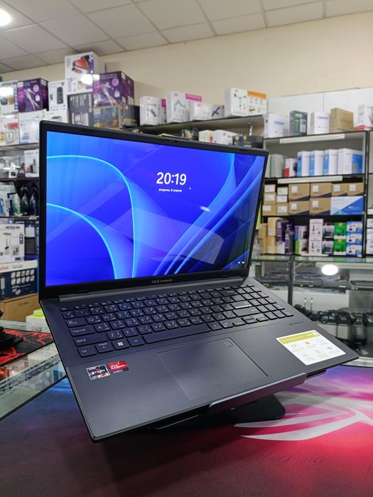 Noutbuk ноутбук Asus vivobook Go 15 OLED Ryzen 5 7520U Bepul yetkazish