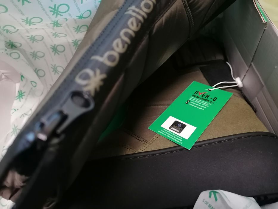 Дамски зимни ботуши Benetton 37