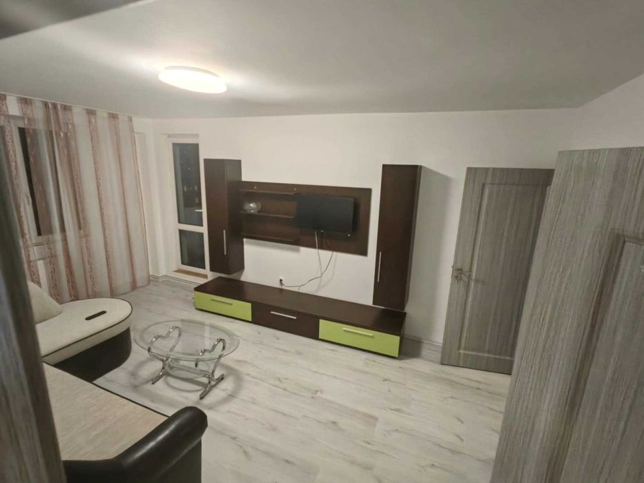 Brasov Grivitei Strada Tudor Vladimirescu 3 decomandate 132000 euro