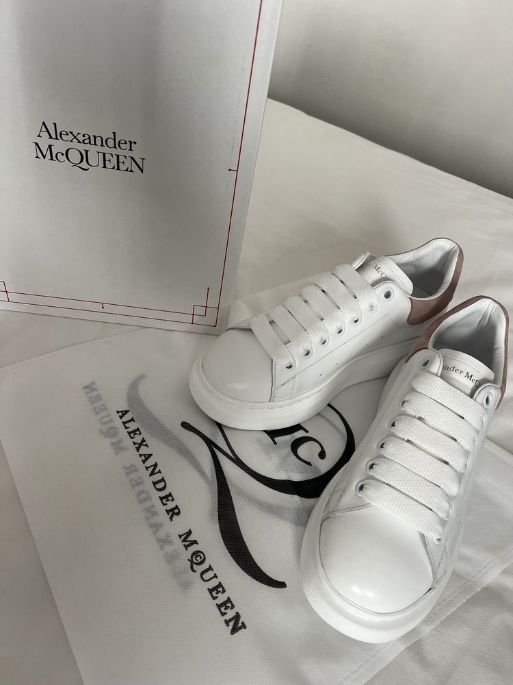 Adidasi Alexander McQueen