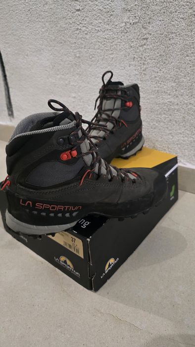 Bocanci Dama La Sportiva