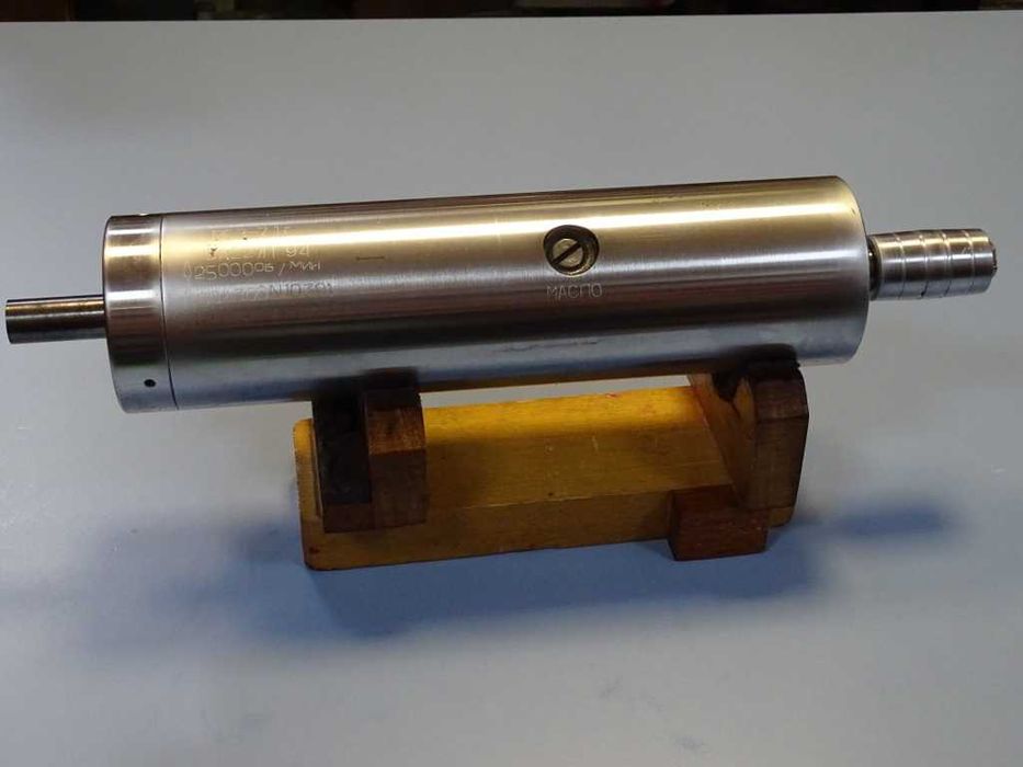 Шпиндел ВС3-71 ЗА 227П за вътрешен шлайф Ф80 L-300