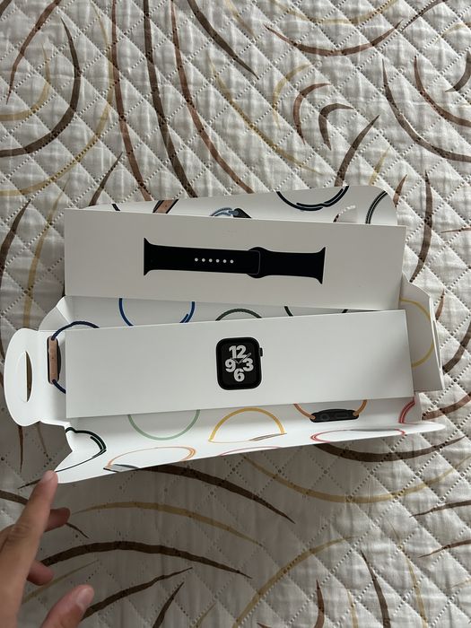 Apple Watch SE 1st gen GPS+Cellular 44 mm