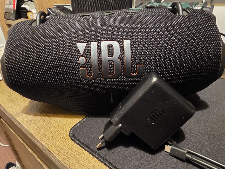 Vand boxa Jbl Extreme 4 ca nou