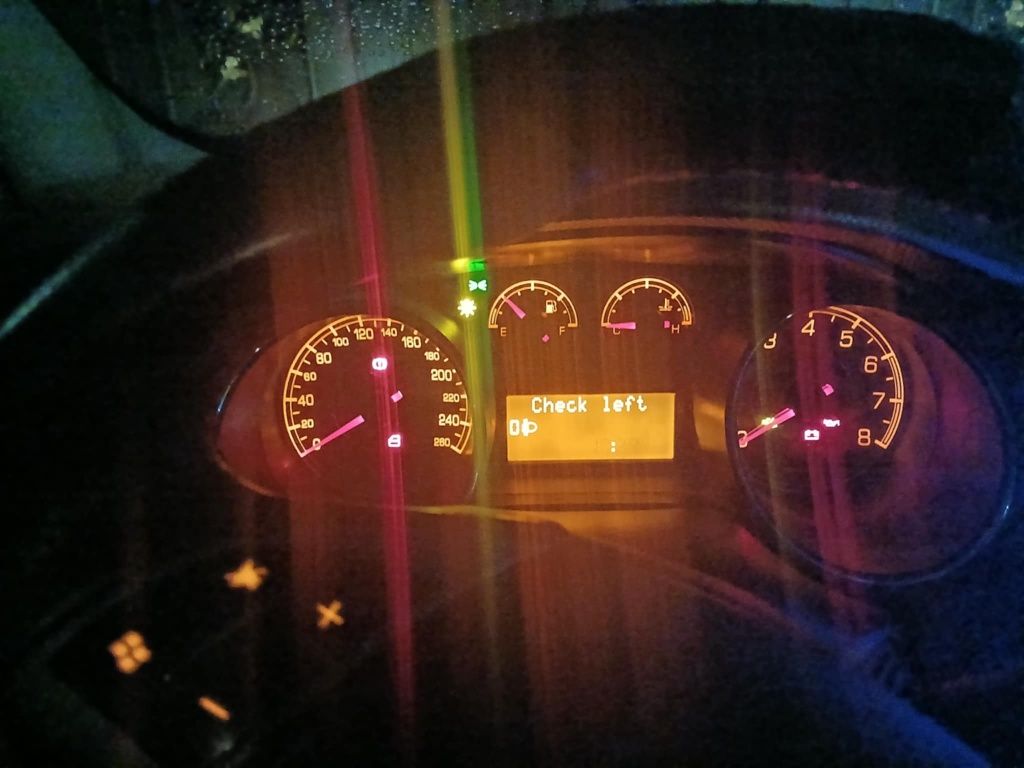 Vand sau schimb Fiat bravo 2010 1.4 benzina