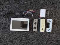 Kit interfon (statie exterioara și interioara) 4 fire