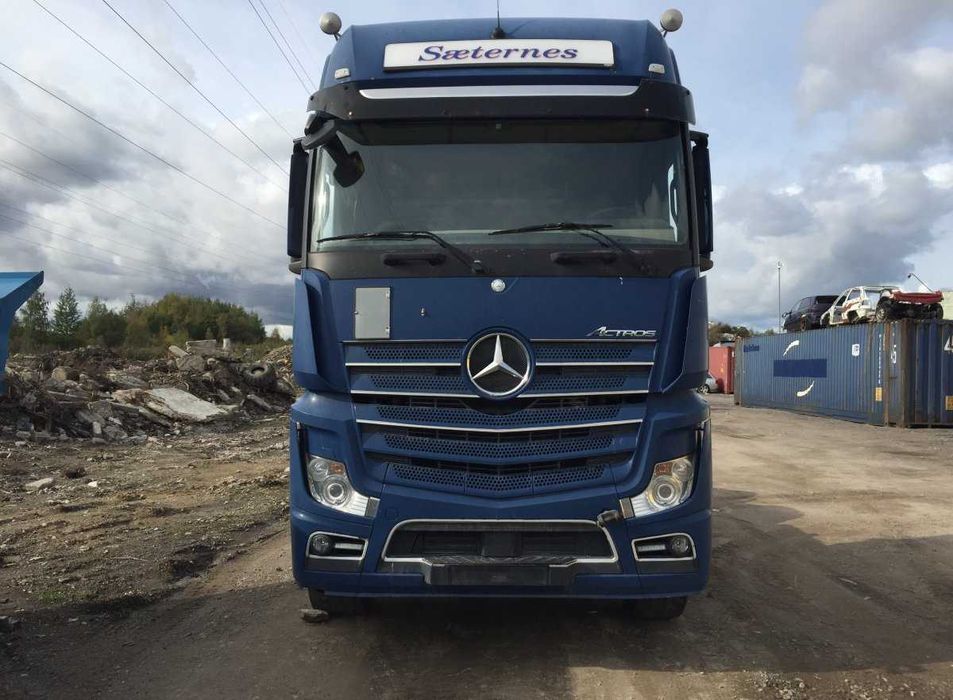 Dezmembrez camion MERCEDES-BENZ ACTROS MP4/piese second/Motor complet