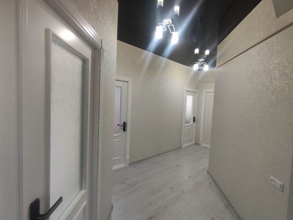 Фаргона шахар Фрунзе массивда 3 хонали квартира ижарага берилади.