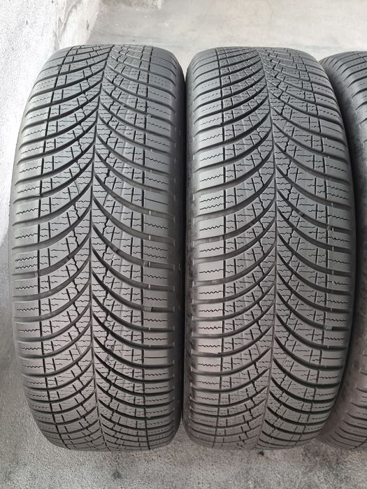 "Dot 23" 215/65/16 Goodyear 4Броя: 350лв 6.2мм всесезонни гуми