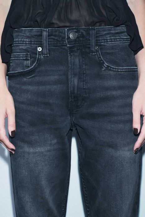 Дънки ZARA с прави крачоли и висока талия