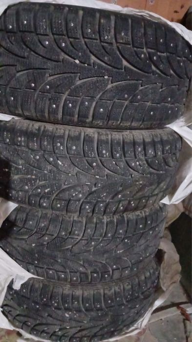 Продам шины, 215.55r17