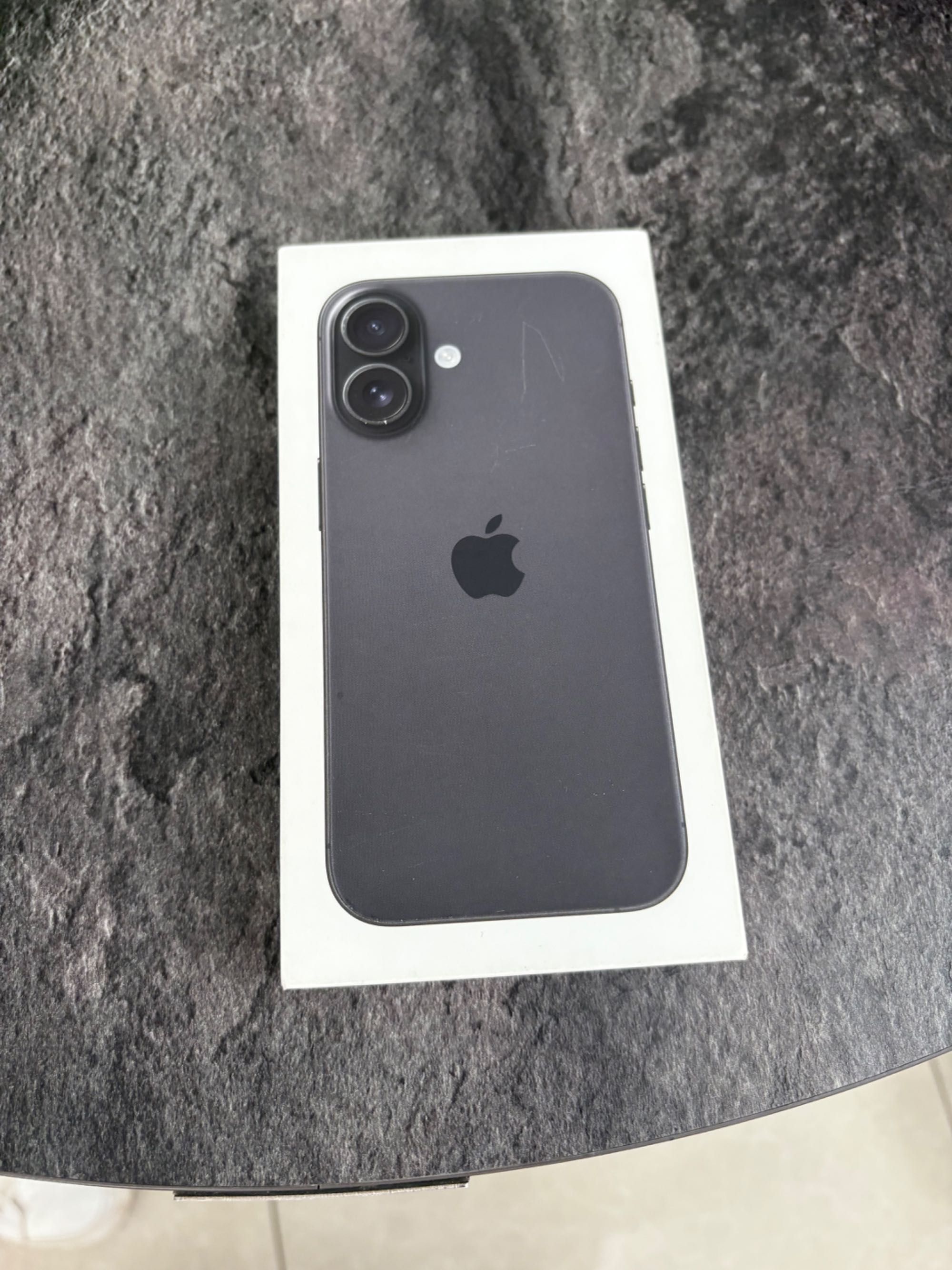 Iphone 16 128 idial