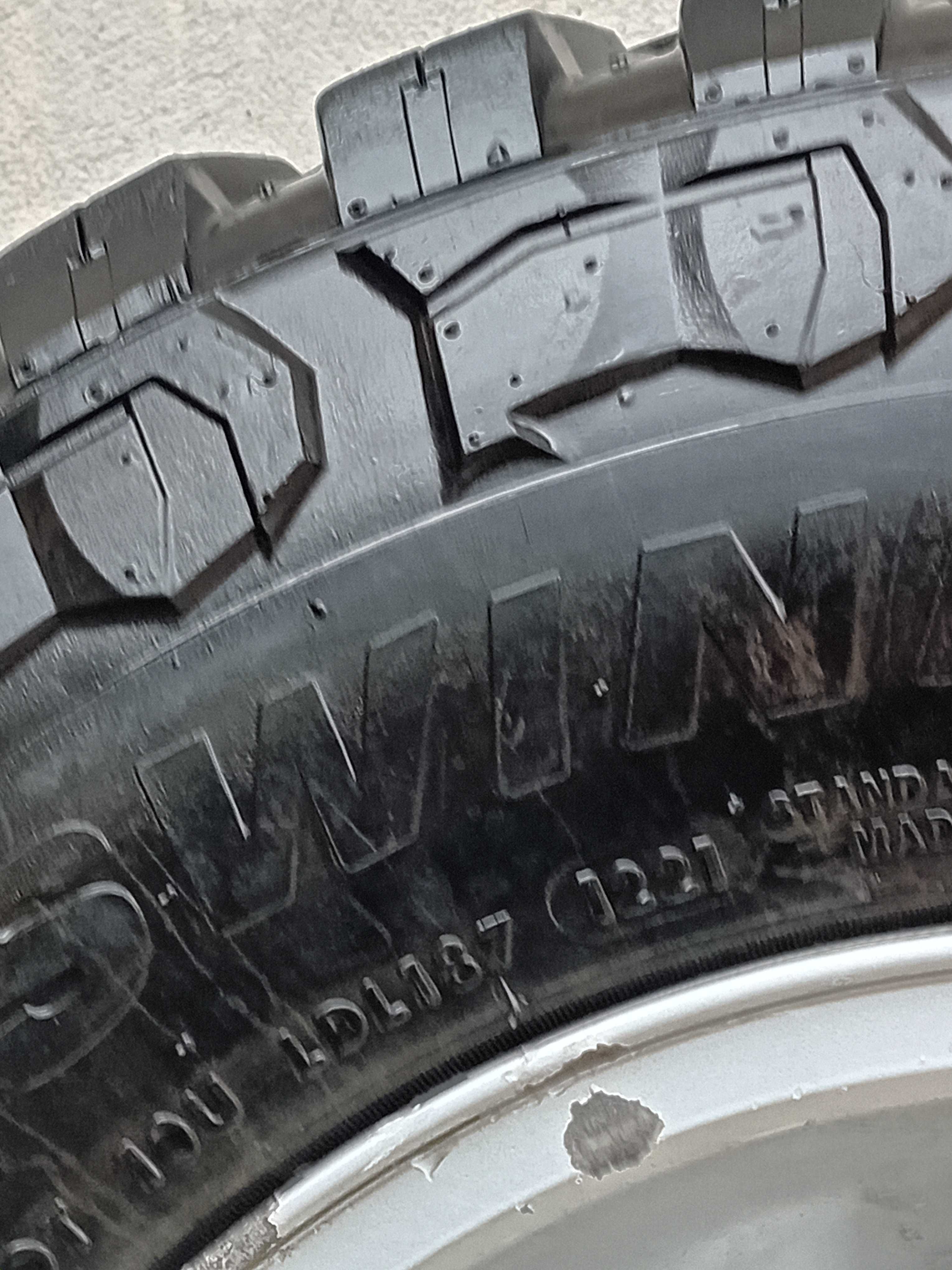Гуми с джанти 15"
