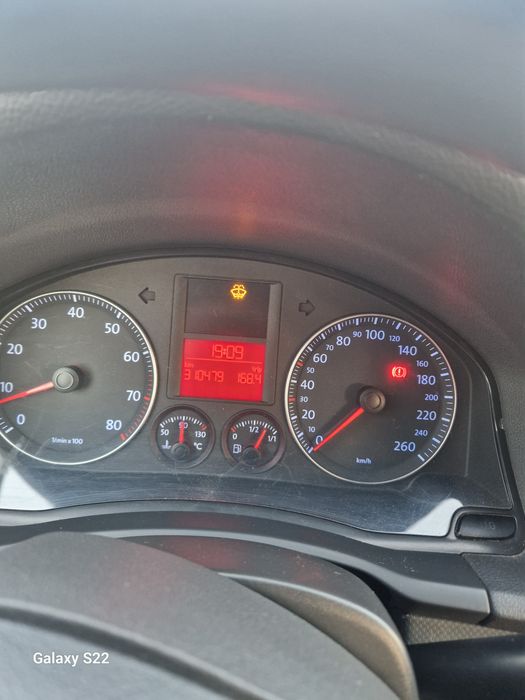 Se vinde Golf5/1.6 fsi