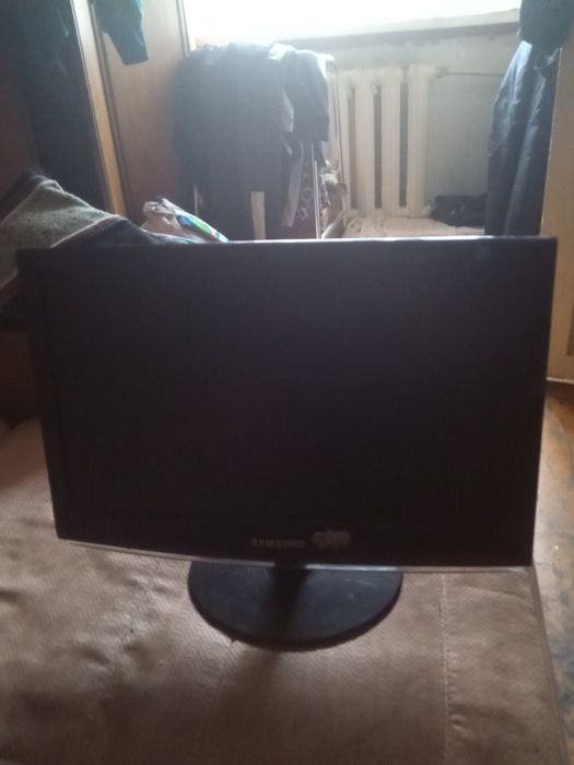 Продаю монитор в хорошем состоянии