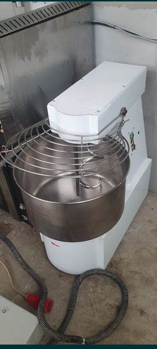 malaxor,masa calda , chiuveta bucatarului