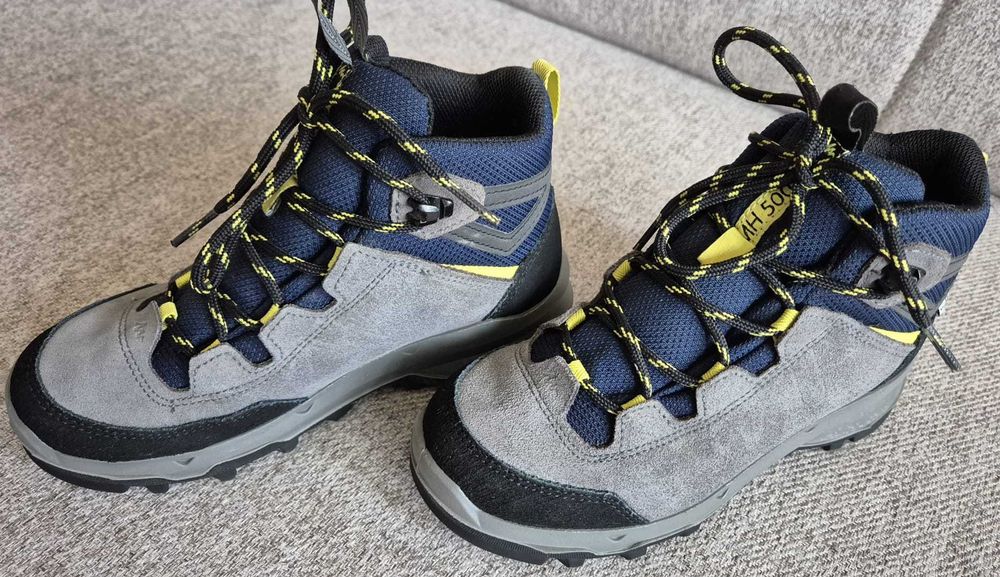 Bocanci Drumeție Copii QUECHUA MH500, Impermeabili, Mărimea 32