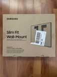 Suport extraplat Samsung pentru montat TV pe perete