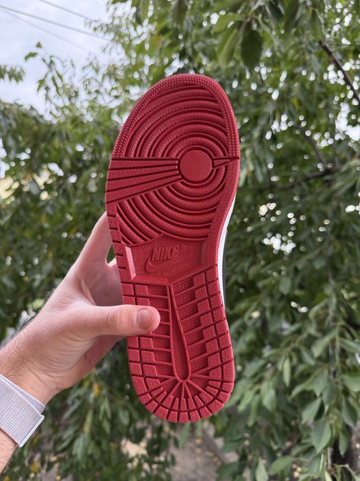 Jordan 1 Low marimea 41, 42, 43, citeste descrierea