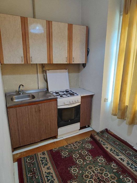 Юнусабад 9 квартал 1/2/4 Средний ремонт 38м2 ориентир Корзинка Сетор