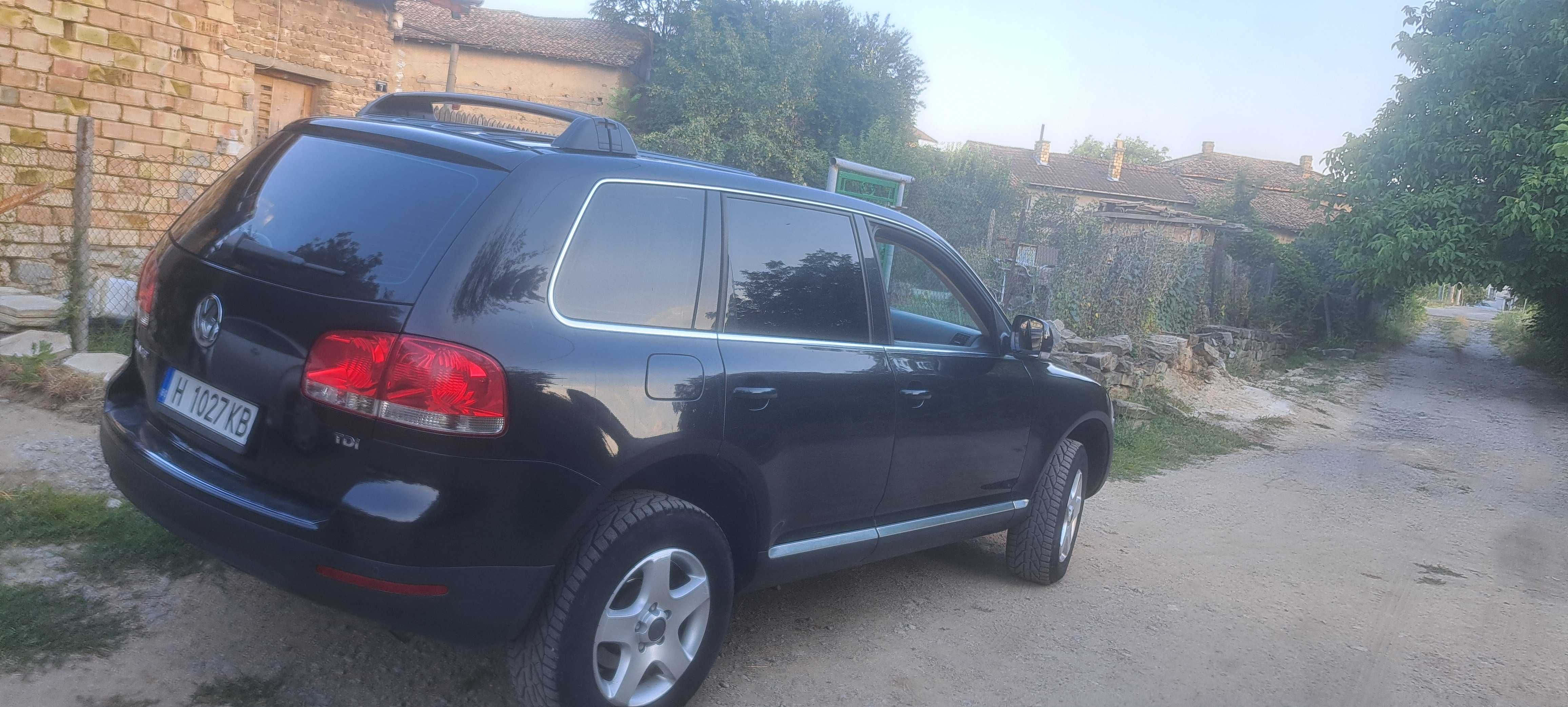 Tuareg2.5 R5 2004година