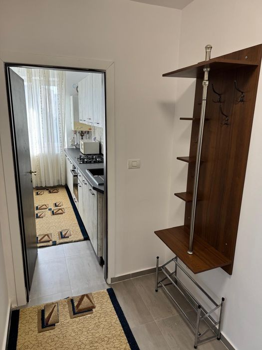 Închiriez apartament 2 camere