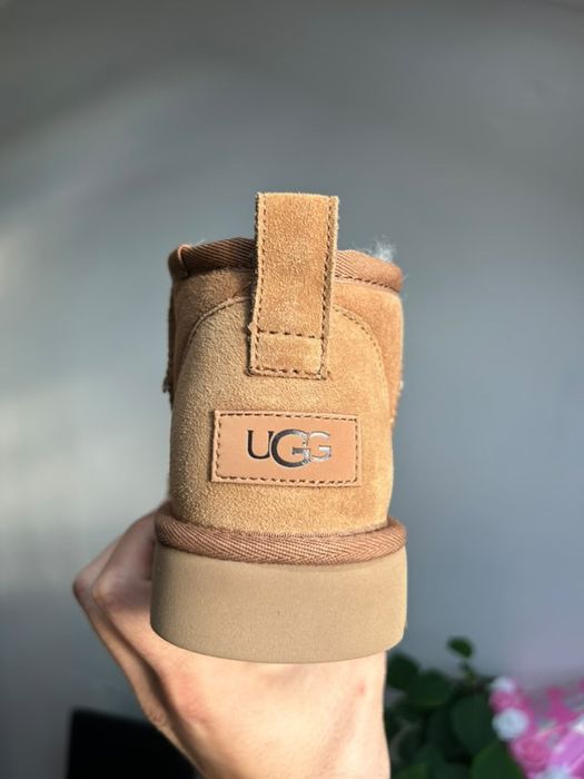 Ugg utra mini chestnut marimea 38