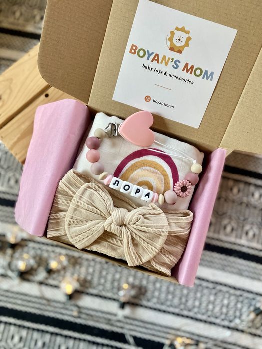 Щипка клипс държач за биберон с име подарък за бебе погача гризалка