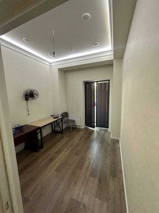 Office Arendaga beriladi Logistika uchun zor joy