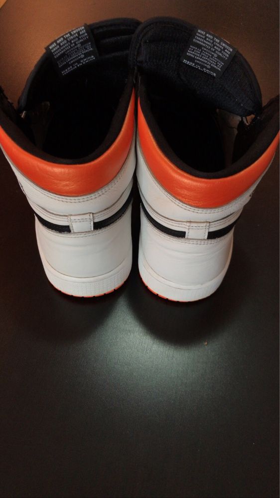 Jordan 1 electro orange