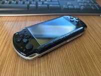 PSP 2004 Modat cu card 4gb