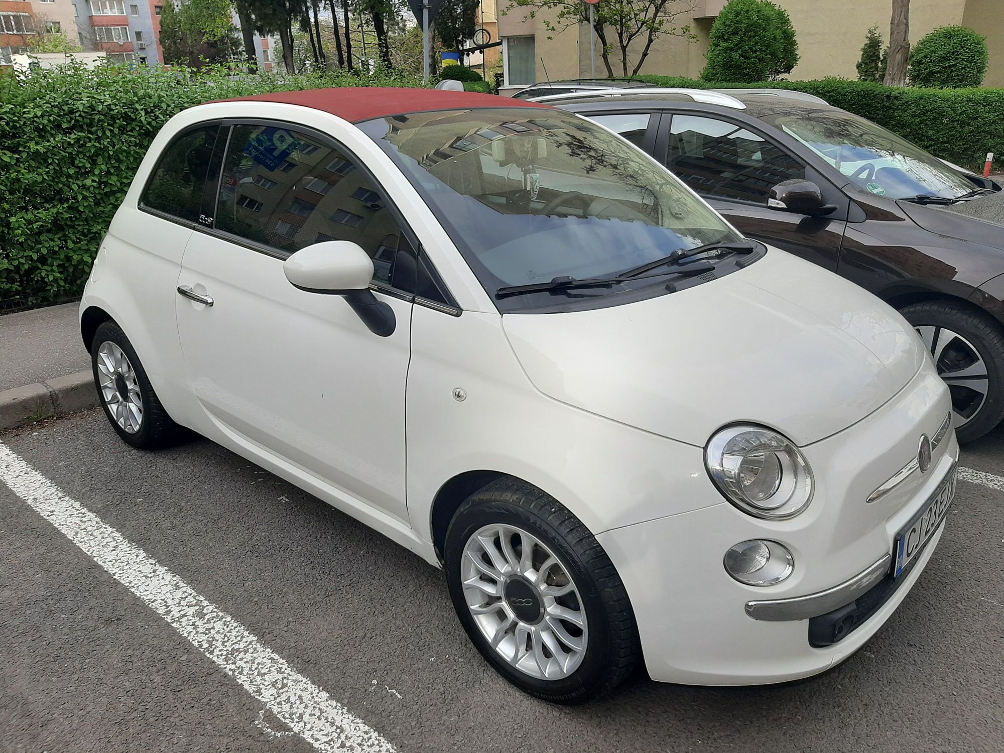 Vând Fiat 500 Cabrio