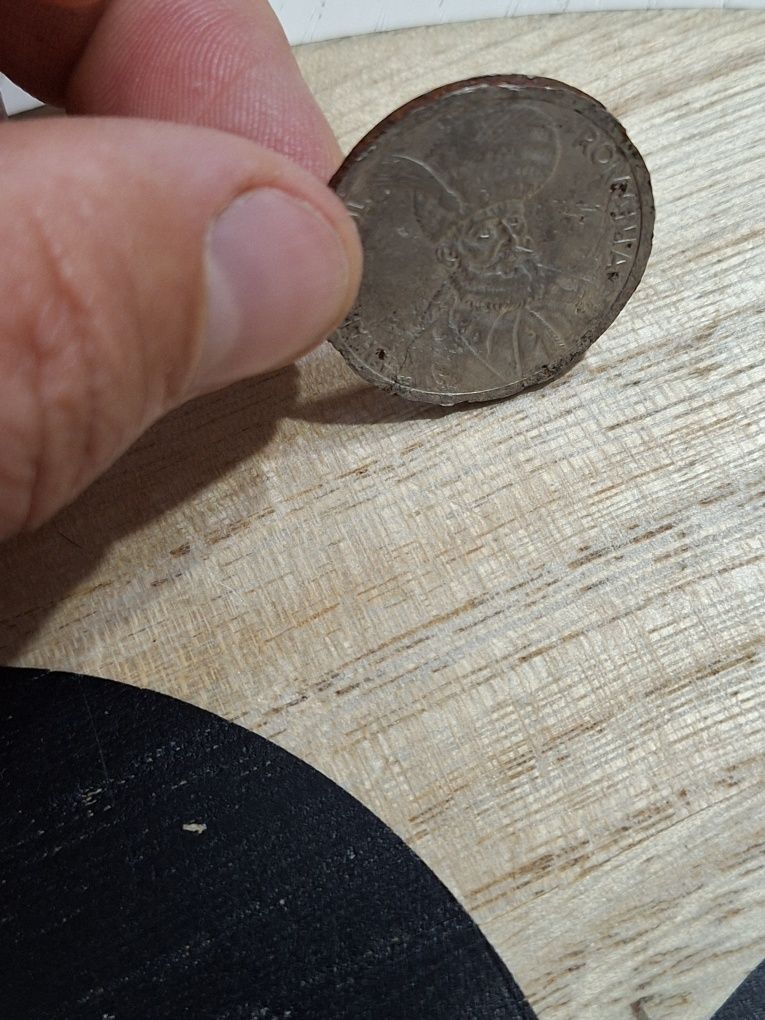Moneda veche din 1867 Și monedă de 500 lei și mon, de 100 Lei din 1994