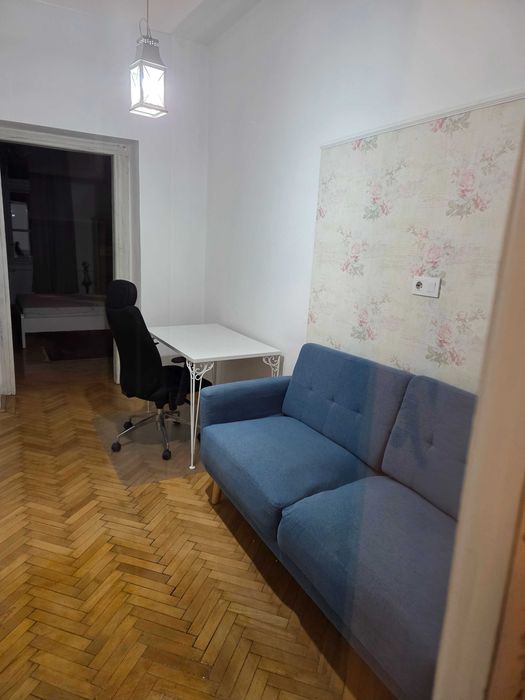 Apartament la casa in zona Medicină , Prefectura, et 1