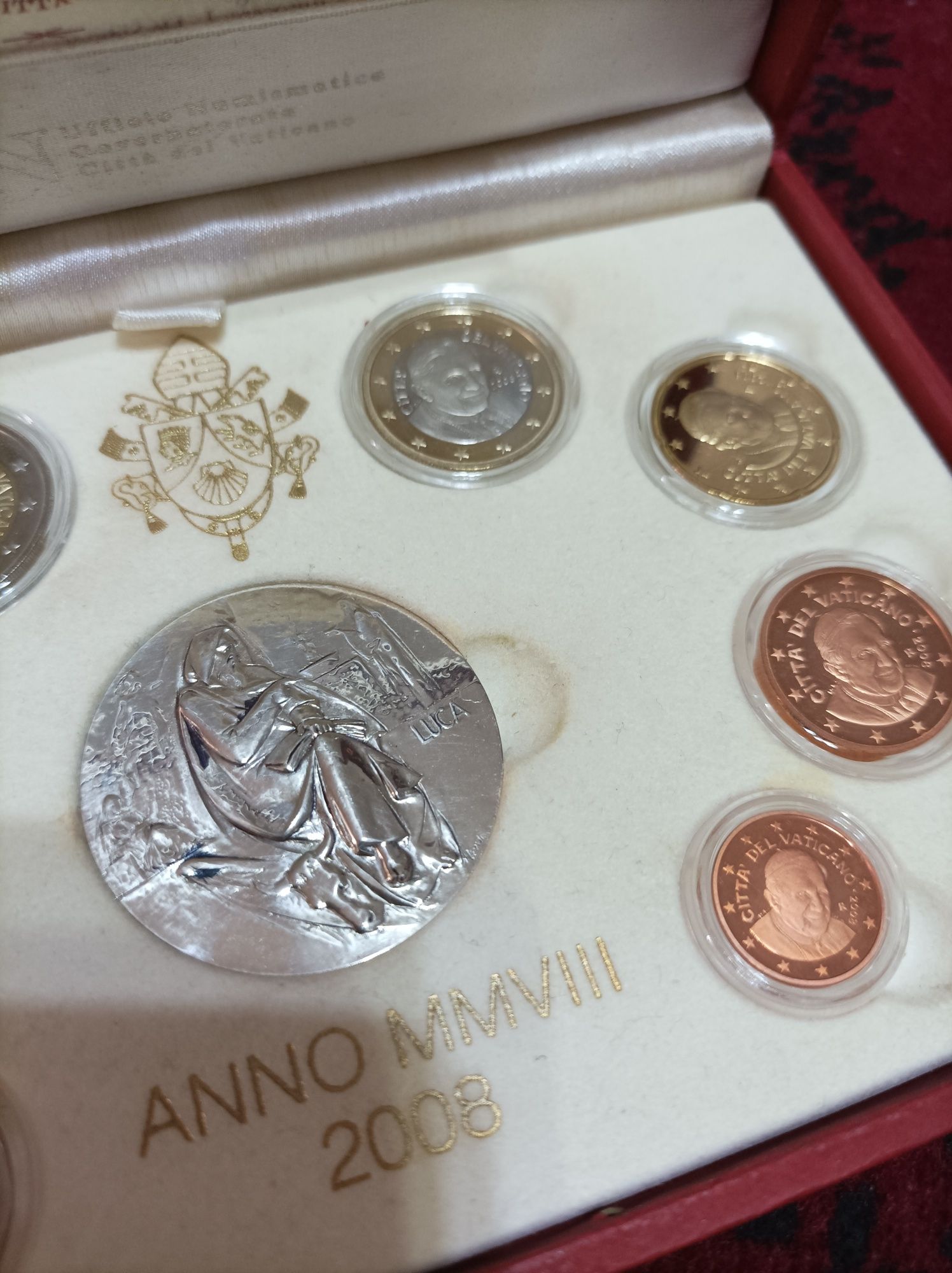 Ватиканские монеты